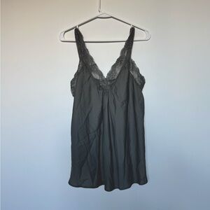 lulubelles - lace trim tank